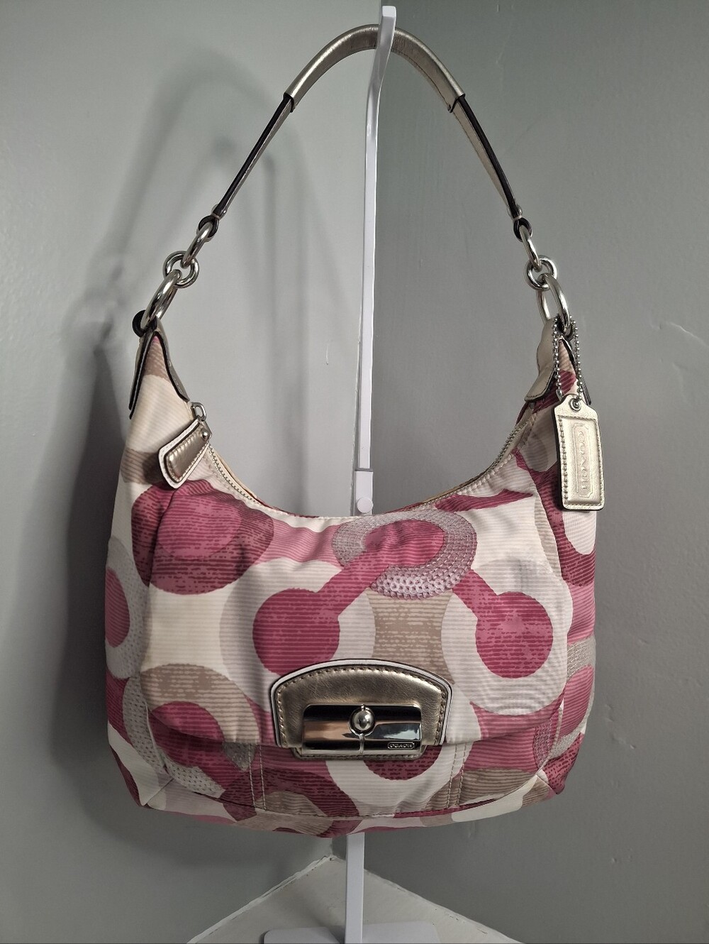 Coach Kristin Graphic Op Art Sequin Hobo Bag Pink Metallic Style 19863
